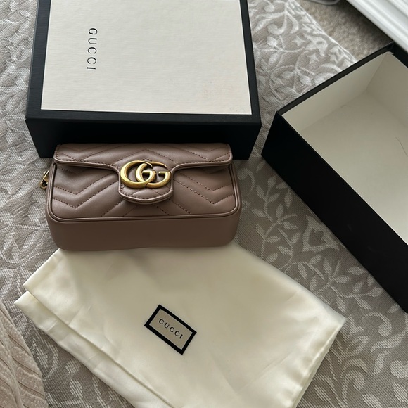 Mini Gucci bag, worn once. - Picture 1 of 4